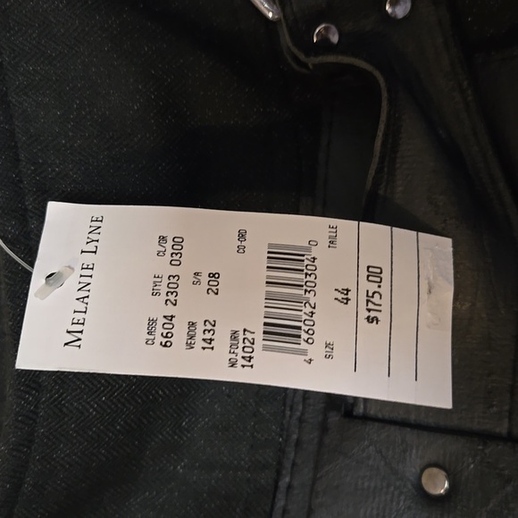 Mid length multi fabric skirt - Picture 3 of 4